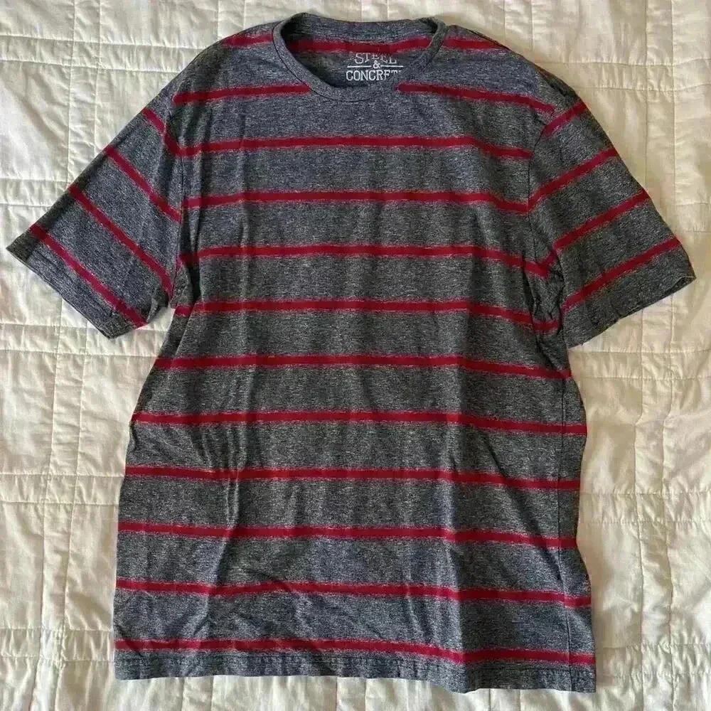 Striped skater streetwear t shirt by